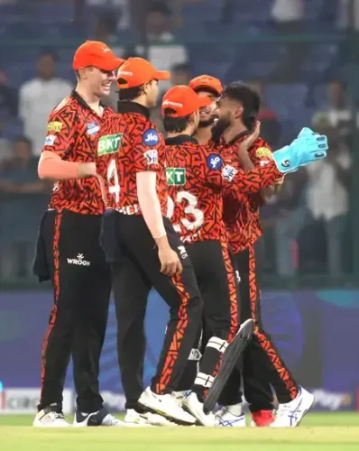 Du Plessis Urges SRH to Dominate Bowlers for IPL Success in 2026