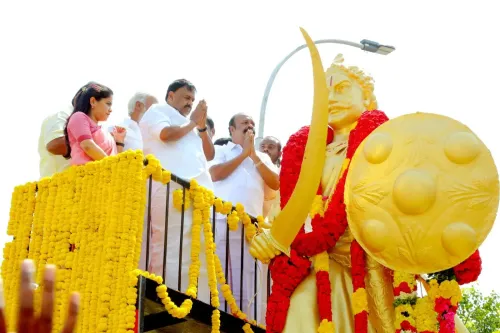 Stalin pays tribute to Tamil freedom fighter Alagu Muthukkon