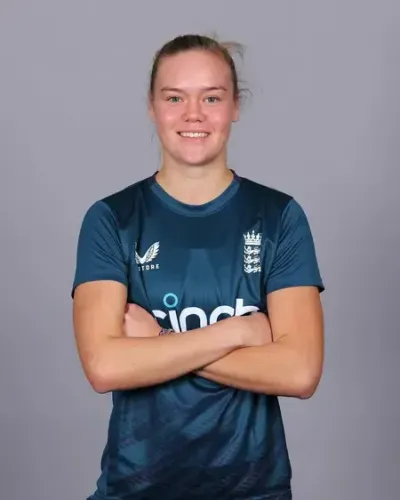 Stonehouse drafted into England ODI squad as Wong faces hamstring scan