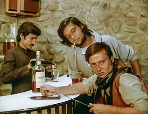 Did Sudhir Mishra Just Reveal a Throwback from His 24-Year-Old Days in ‘Khamosh’?