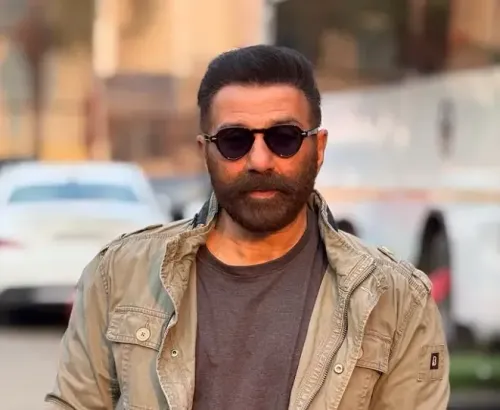 Did Sunny Deol Share Heartfelt Dussehra Greetings?