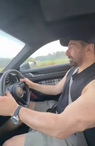Sunny Deol unwinds with Satinder Sartaj's music during early morning drive