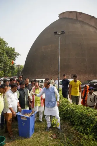 स्वच्छता केवल नगर निगम या सफाई कर्मचारियों की जिम्मेदारी नहीं, बल्कि यह हर नागरिक का कर्तव्य : शिवराज सिंह चौहान