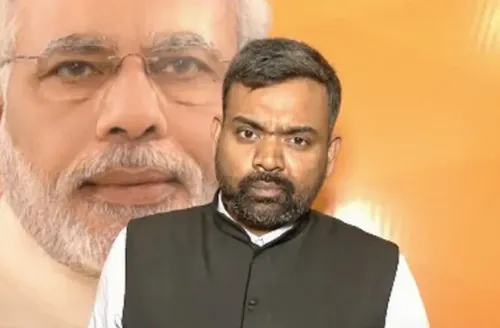 राम मंदिर चढ़ावा विवाद: भाजपा प्रवक्ता गुरु प्रकाश ने पप्पू यादव से माँगी माफी, मोदी के वीडियो की सराहना