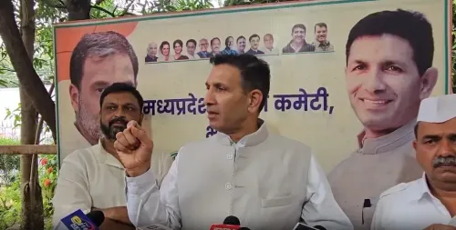 स्वतंत्रता दिवस पर जीतू पटवारी ने फहराया तिरंगा, MP में KG से PG तक मुफ्त शिक्षा की माँग