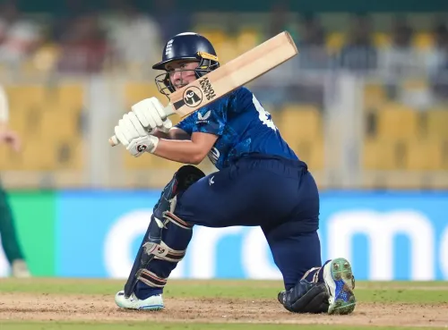 Alice Capsey joins Sydney Sixers from Renegades for WBBL 12