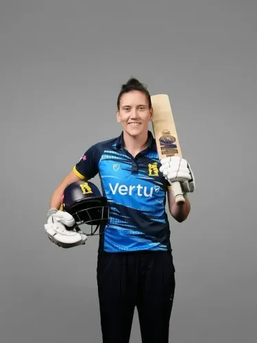 क्या एम अर्लोट सिडनी थंडर के साथ डब्ल्यूबीबीएल में अपनी शुरुआत करेंगी?