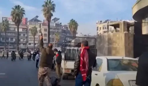 Syrian Rebel Forces Offer Amnesty to Military Conscripts