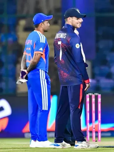 Did Erasmus Just Prove His Bowling Prowess Again?