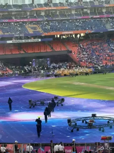 T20 World Cup: Falguni Pathak Ignites Pre-Final Festivities in Ahmedabad