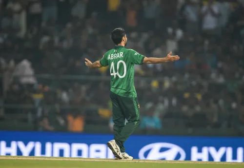 Sri Lanka's Dasun Shanaka Shines but Pakistan Prevails by 5 Runs in T20 WC Clash