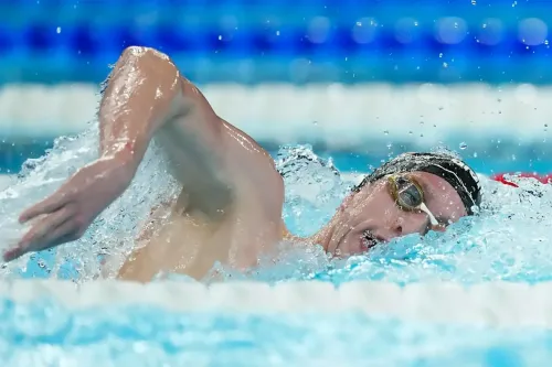 क्या तैराकी नदियों और झीलों को पार करने की कला है, जिसने ओलंपिक पदक दिलाए?