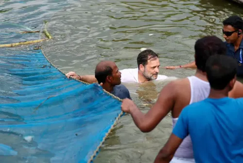 क्या राहुल गांधी के तमाशे ने कांग्रेस को डुबो दिया?