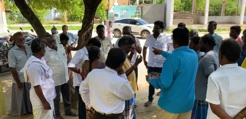 क्या तमिलनाडु में छात्रों का यौन उत्पीड़न करने वाले शिक्षक के खिलाफ अभिभावकों ने प्रदर्शन किया?