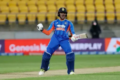 अभिषेक शर्मा का 38 गेंदों में विस्फोटक शतक, भारत ने न्यूजीलैंड को 6 विकेट से हराकर सीरीज 3-0 से जीती