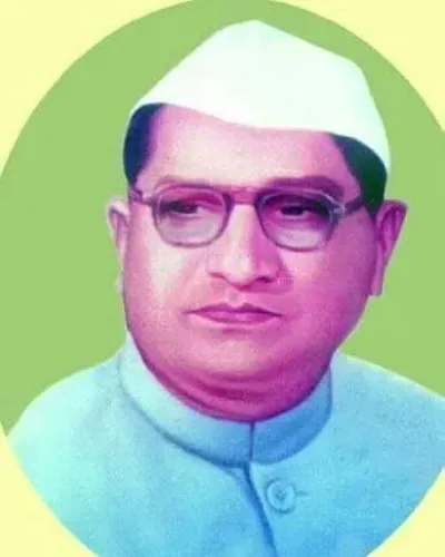 Tejashwi Yadav pays tribute to Abdul Qayyum Ansari on birth anniversary