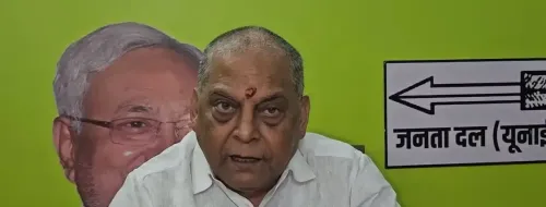 क्या तेजस्वी यादव को मतदाता सूची सत्यापन की आलोचना करने का अधिकार है? : नीरज कुमार