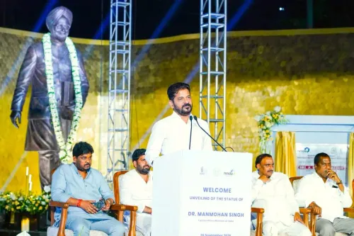 Telangana CM Revanth Reddy unveils Manmohan Singh statue, seeks Bharat Ratna