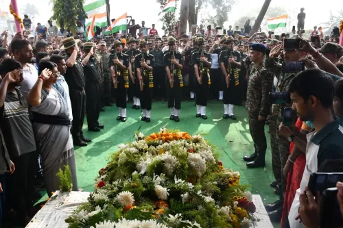 थलसेना प्रमुख ने सूबेदार संदीप कुमार, अग्निवीर मनीष और गनर अजय जैसवाल को श्रद्धांजलि दी