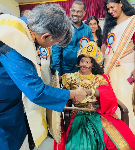 Tharoor Inaugurates Snehasandram Trust Onam Event in Thiruvananthapuram