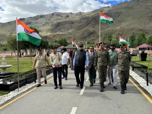 Tharoor Visits Kargil War Memorial on Srinagar-Kargil Drive