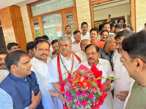 Hariprasad's jab at Shivakumar: Power seekers go to DKS, organisers with me