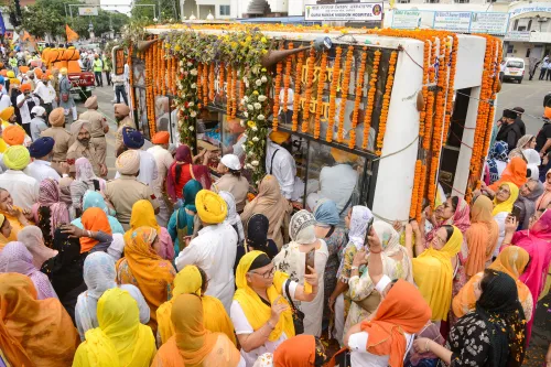 Devotees Gather in Punjab and Haryana to Celebrate Baisakhi