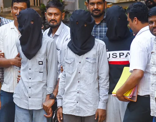 टाइगर श्रॉफ फायरिंग केस: आरोपियों ने ₹1,000 देकर की सितारों के घरों की रेकी, क्राइम ब्रांच ने धारा-111 जोड़ी