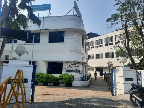 Tamil Nadu weighs Pallavan House as new Secretariat site amid fisherfolk protests