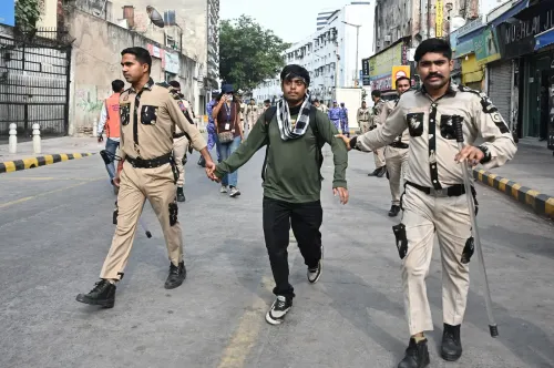 दीपावली सीजन में कनॉट प्लेस के व्यापारी परेशान, प्रदर्शनों से कारोबार ठप; गृह मंत्री को चिट्ठी