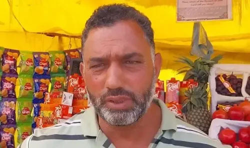 पीएम स्वनिधि योजना से बदली त्राल के रेहड़ी-पटरी वालों की ज़िंदगी, कश्मीरी युवाओं से लोन लेने की अपील