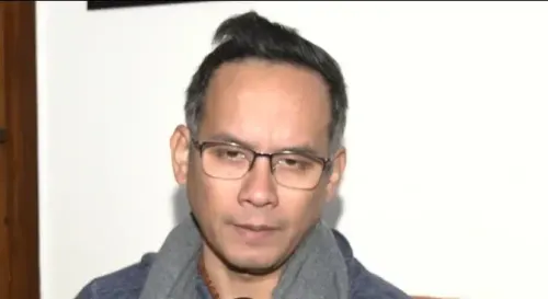 क्या त्रिपुरा छात्र हत्या मामले में पीड़ित पिता और मुख्यमंत्री की बातचीत को निजी होना चाहिए था?