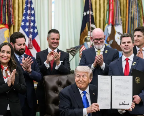 Trump signs executive order expanding IRA access for low-income Americans