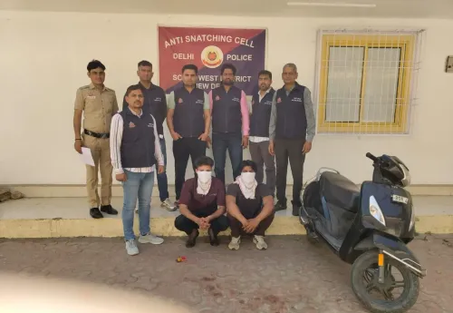 Delhi Police Nab Two Snatchers After 15-Day Investigation; Recover Scooty and Gold Locket