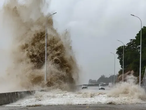 Will Two Cities in South China Suspend Operations Due to Approaching Typhoon?