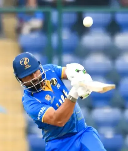 आईसीसी का बड़ा फैसला: यूएई कप्तान मुहम्मद वसीम पर 15%25 मैच फीस जुर्माना, अंपायरिंग पर पक्षपात का आरोप पड़ा भारी