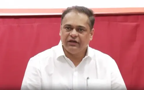 क्या उद्धव-राज ठाकरे के साथ आने पर अमित साटम ने महापौर की कुर्सी पर 'खान' को बैठाने की बात की?