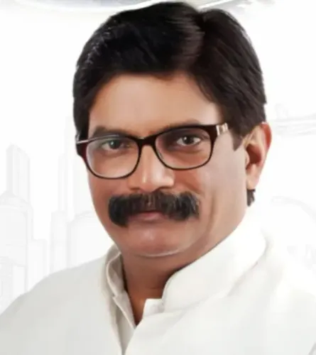 Uddhav Thackeray Faces Setback as Senior Member Resigns Before BMC Elections