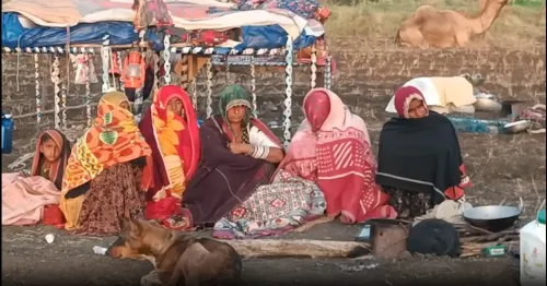 उज्जैन: 12 घंटे से बोरवेल में फंसा बच्चा, एनडीआरएफ और प्रशासन की टीमें बचाव में जुटी