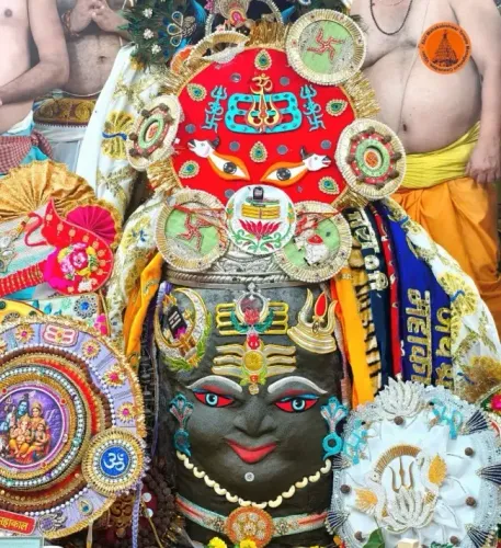 महाकालेश्वर मंदिर उज्जैन: बाबा महाकाल को अर्पित हुई पहली राखी, सवा लाख लड्डुओं का भोग