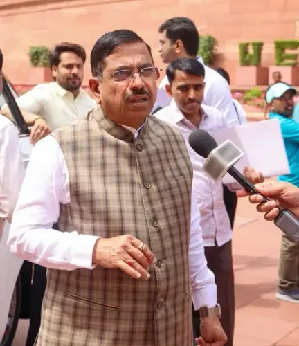 Pralhad Joshi brands INDIA bloc 'gang of opportunists', slams ideological drift
