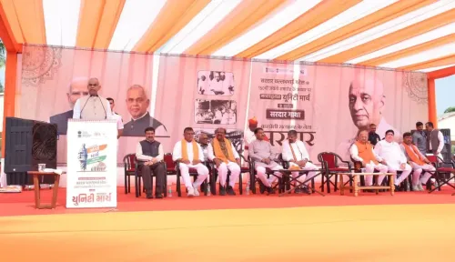 How Did Governor Devvrat Highlight Sardar Patel's Role as Bardoli's Leader?