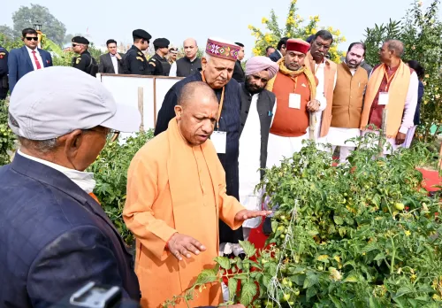 क्या उत्तर प्रदेश में उन्नत खेती से किसानों की समृद्धि बढ़ रही है?