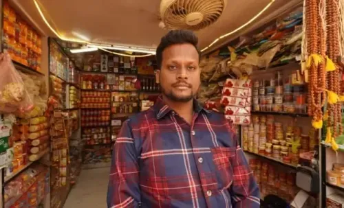 क्या अयोध्या में श्रद्धालुओं की बढ़ती संख्या ने छोटे व्यापारियों की किस्मत बदल दी?