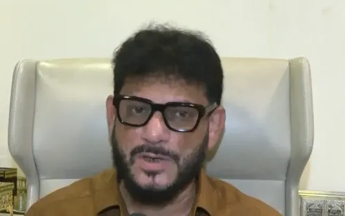 यूपी चुनाव में भाजपा को हराना एआईएमआईएम का लक्ष्य, वारिस पठान बोले — गठबंधन के लिए तैयार