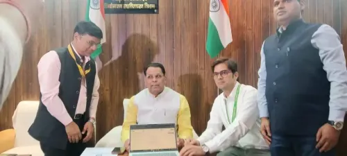UP minister Narendra Kashyap joins Census 2027 self-enumeration drive