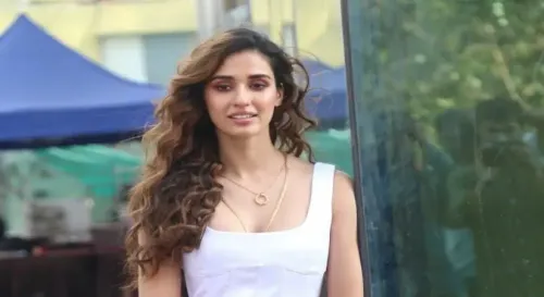क्या गाजियाबाद में यूपी एसटीएफ ने दिशा पाटनी के घर फायरिंग करने वाले आरोपियों को खत्म किया?