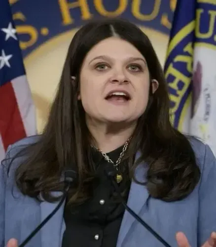 Legislation Introduced to Combat Teacher Shortages in the US