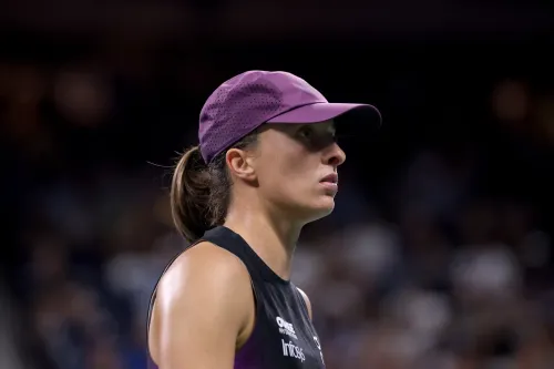 US Open 2025: Swiatek wins 28th straight opener, Sabalenka advances in women's Rd 1