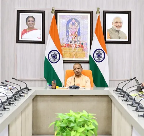 यूपी में आंधी-बारिश का कहर: हमीरपुर में ब्रिज गिरने से 6 मजदूरों की मौत, सीएम योगी ने 24 घंटे में मुआवजे का निर्देश दिया